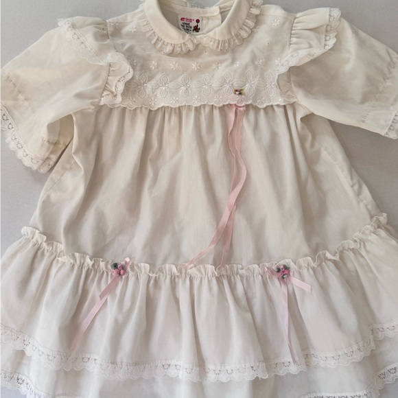SEARS WINNIE THE POOH girls size 4t cream with ruffles dress VINTAGE - Picture 5 of 15